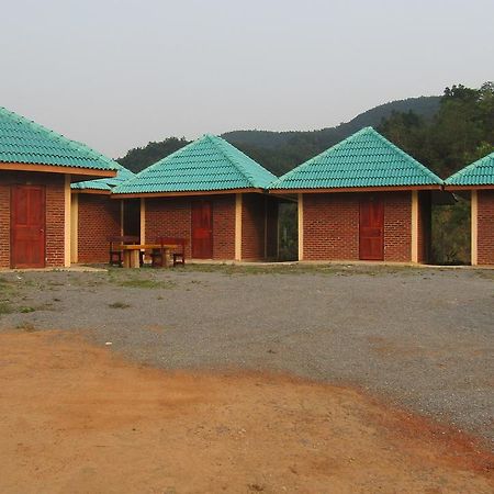 Chomdoy Bungalow&Restaurant Luang Namtha Bagian luar foto